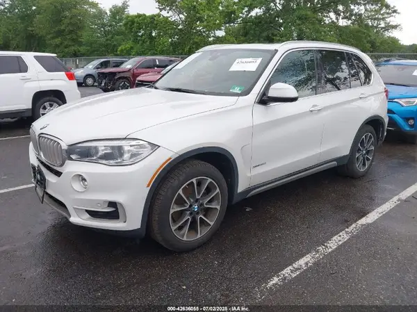5UXKR0C58J0Y04813 2018 BMW X5 - Image 2