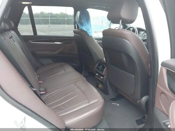5UXKR0C58J0Y04813 2018 BMW X5 - Image 8