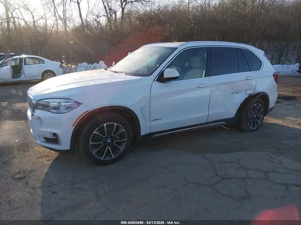 5UXKR0C58J0Y05024 2018 BMW X5 - Image 2