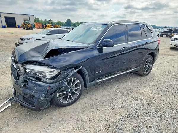 5UXKR0C58J0Y05637 2018 BMW X5 - Image 1
