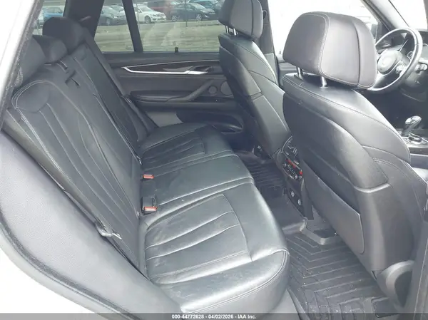 5UXKR0C58J0Y05816 2018 BMW X5 - Image 8