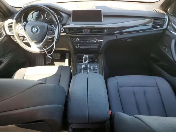 5UXKR0C58J0Y05931 2018 BMW X5 - Image 8