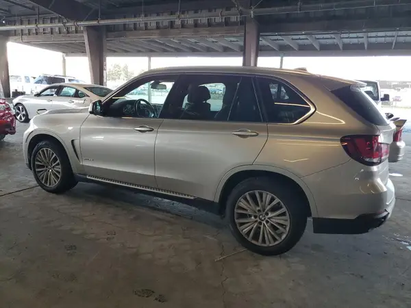 5UXKR0C59G0P21674 2016 BMW X5 - Image 2
