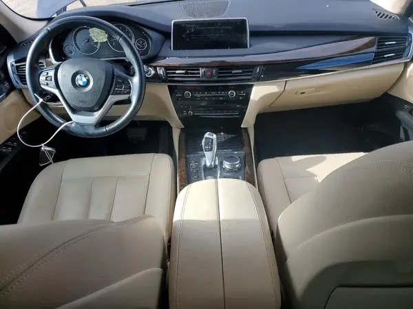 5UXKR0C59G0P23490 2016 BMW X5 - Image 8