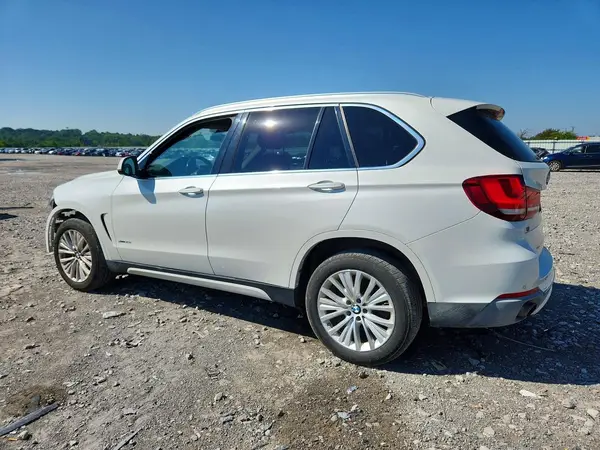 5UXKR0C59G0P25532 2016 BMW X5 - Image 2