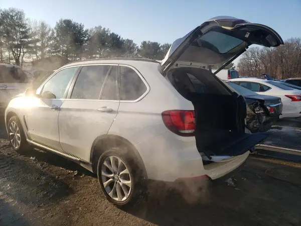 5UXKR0C59G0P27409 2016 BMW X5 - Image 2