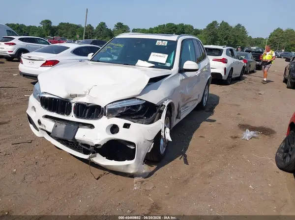 5UXKR0C59G0U08432 2016 BMW X5 - Image 2