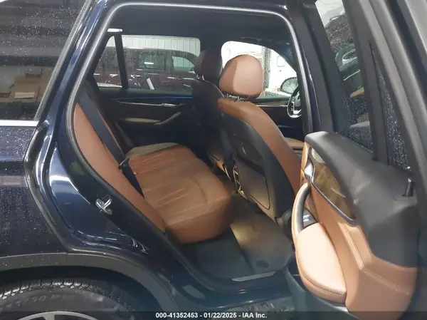 5UXKR0C59H0U51525 2017 BMW X5 - Image 8