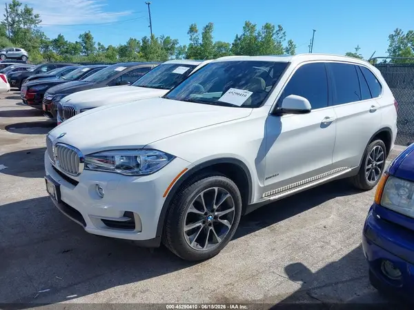 5UXKR0C59H0U52867 2017 BMW X5 - Image 2
