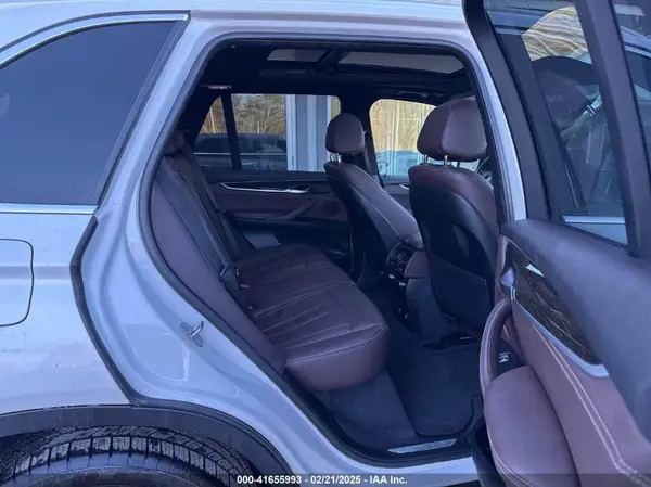 5UXKR0C59H0U53209 2017 BMW X5 - Image 8