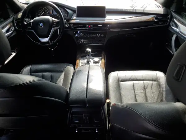 5UXKR0C59H0U55042 2017 BMW X5 - Image 8