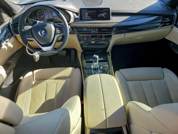 5UXKR0C59H0U55560 2017 BMW X5 - Image 8