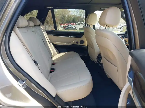 5UXKR0C59H0V49762 2017 BMW X5 - Image 8