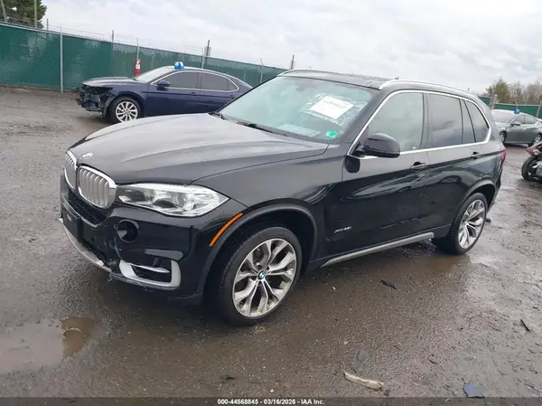 5UXKR0C59H0V68411 2017 BMW X5 - Image 2