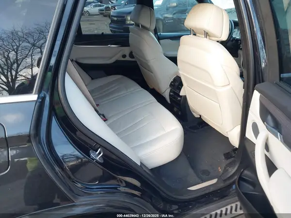 5UXKR0C59H0V68697 2017 BMW X5 - Image 8