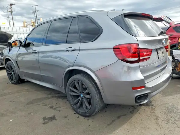 5UXKR0C59J0X84782 2018 BMW X5 - Image 2