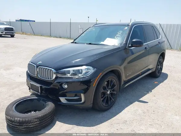 5UXKR0C59J0X85950 2018 BMW X5 - Image 2