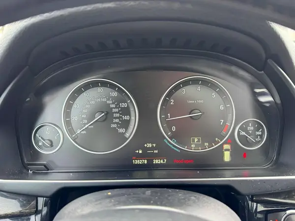 5UXKR0C59J0X87536 2018 BMW X5 - Image 8