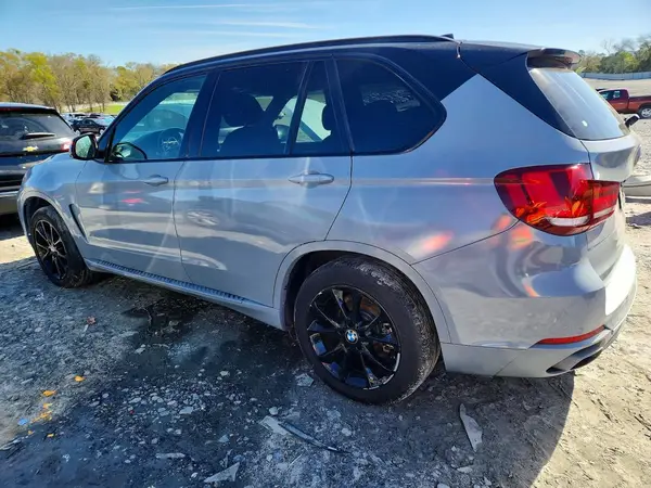 5UXKR0C59J0X93045 2018 BMW X5 - Image 2