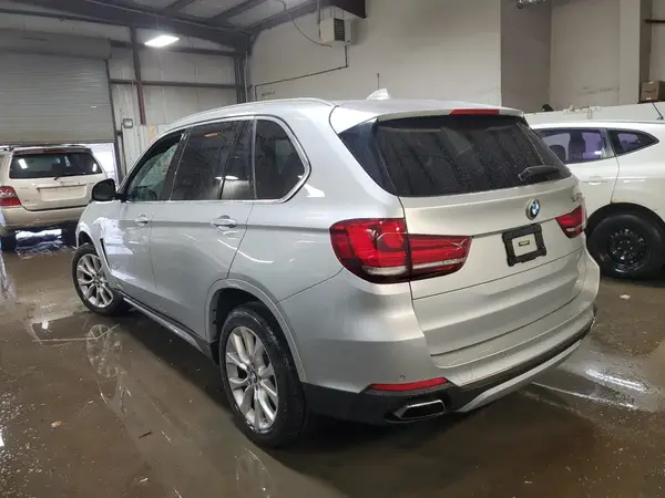 5UXKR0C59J0X95099 2018 BMW X5 - Image 2