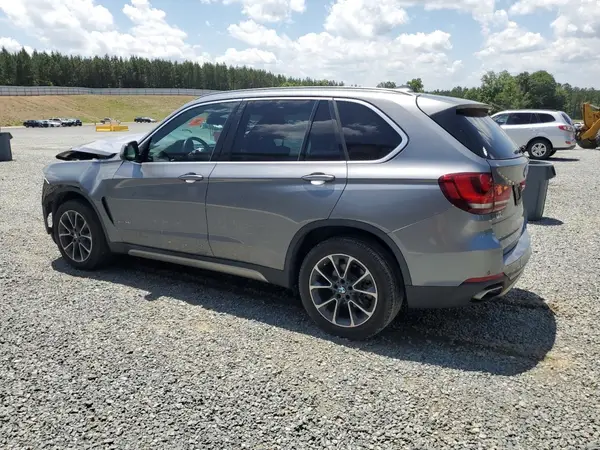 5UXKR0C59J0X96589 2018 BMW X5 - Image 2