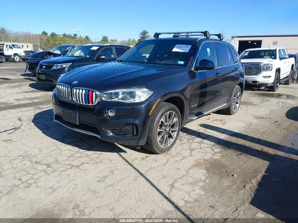 5UXKR0C59J0X97774 2018 BMW X5 - Image 2