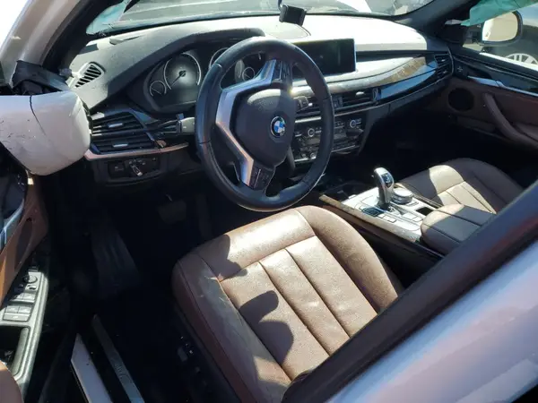 5UXKR0C59J0Y02116 2018 BMW X5 - Image 8