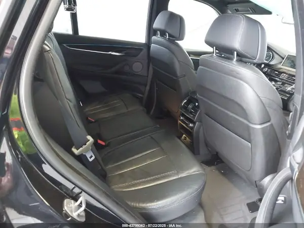 5UXKR0C59J0Y02682 2018 BMW X5 - Image 8