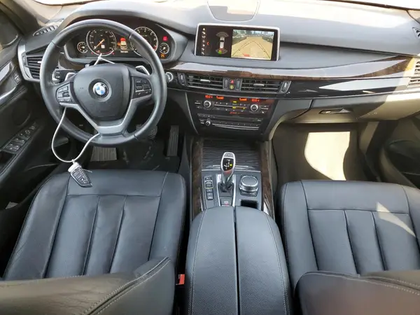 5UXKR0C59J0Y05369 2018 BMW X5 - Image 8
