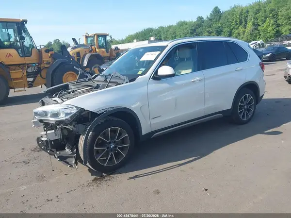 5UXKR0C59J0Y06117 2018 BMW X5 - Image 2