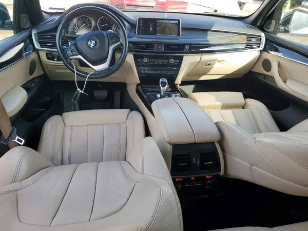 5UXKR0C59JL071900 2018 BMW X5 - Image 8