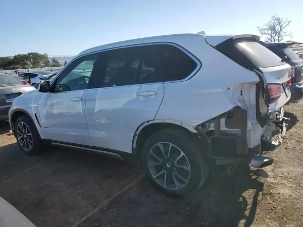 5UXKR0C59JL075560 2018 BMW X5 - Image 2