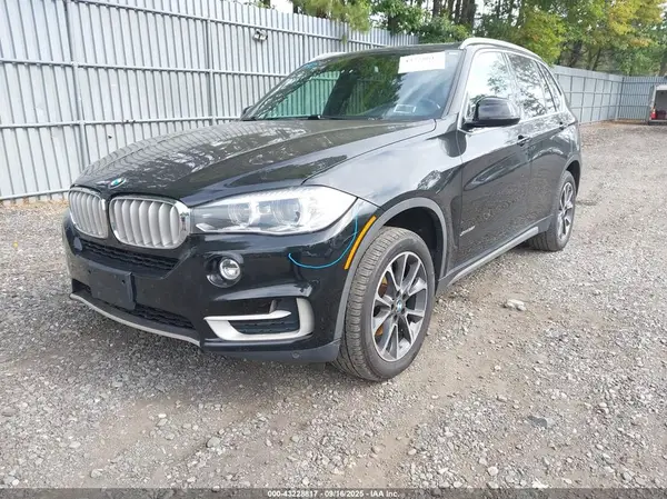 5UXKR0C59JL076059 2018 BMW X5 - Image 2