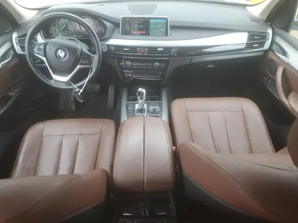 5UXKR0C5XG0P18833 2016 BMW X5 - Image 8