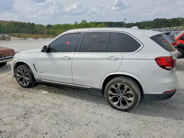 5UXKR0C5XG0P22915 2016 BMW X5 - Image 2