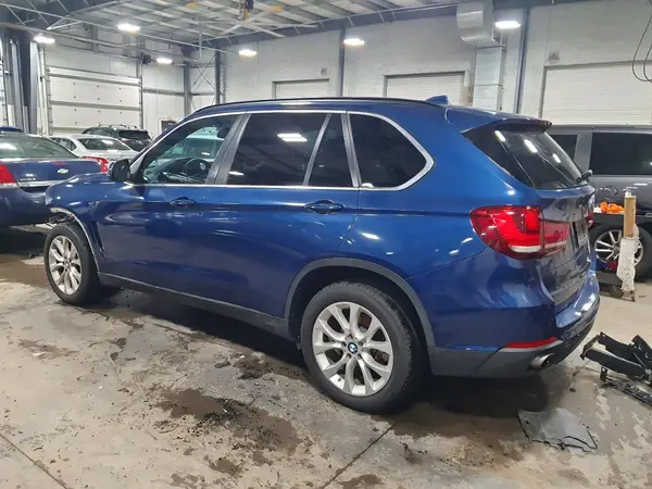 5UXKR0C5XG0P25474 2016 BMW X5 - Image 2