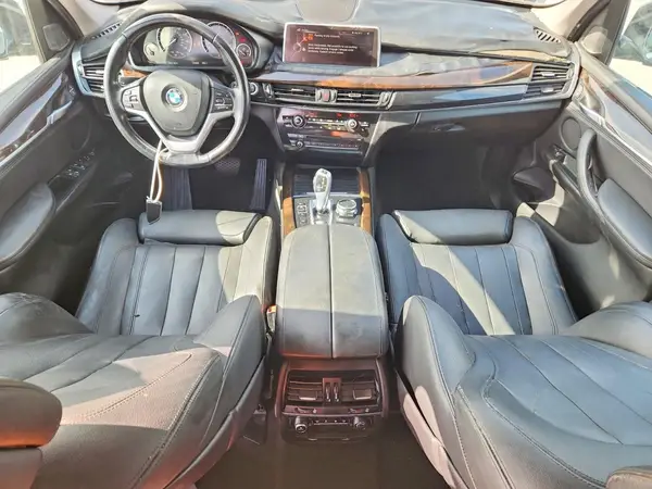 5UXKR0C5XG0P26429 2016 BMW X5 - Image 8