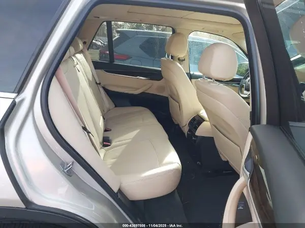 5UXKR0C5XG0P29024 2016 BMW X5 - Image 8