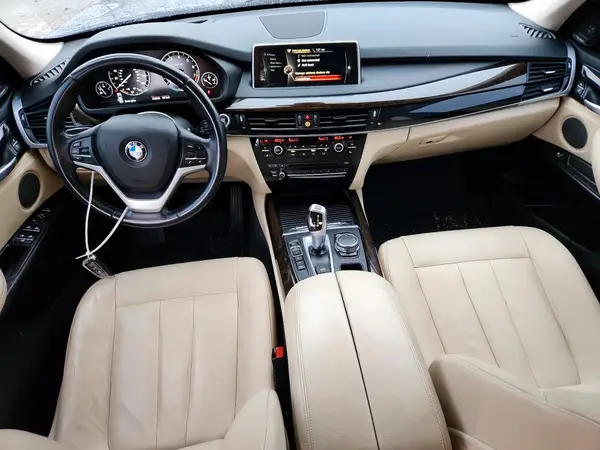 5UXKR0C5XG0P30190 2016 BMW X5 - Image 8