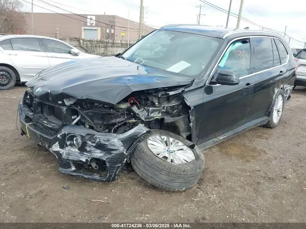 5UXKR0C5XG0P30741 2016 BMW X5 - Image 2