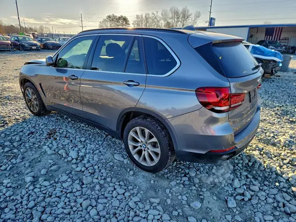 5UXKR0C5XG0S90892 2016 BMW X5 - Image 2