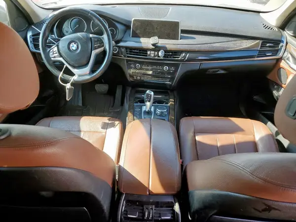 5UXKR0C5XG0S93470 2016 BMW X5 - Image 8