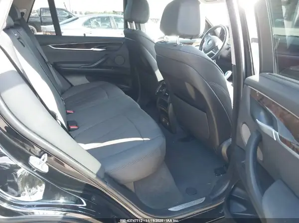 5UXKR0C5XG0S93596 2016 BMW X5 - Image 8