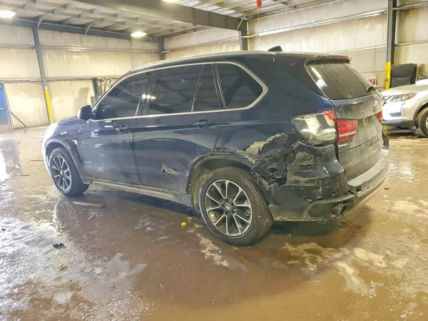 5UXKR0C5XH0U51338 2017 BMW X5 - Image 2