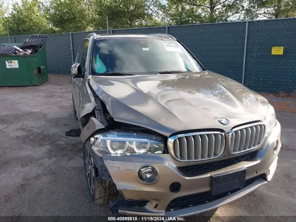 5UXKR0C5XH0U52828 2017 BMW X5 - Image 1