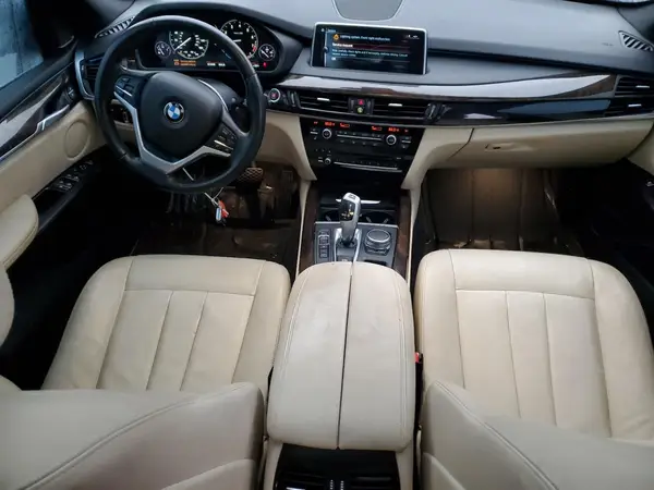 5UXKR0C5XH0U53025 2017 BMW X5 - Image 8