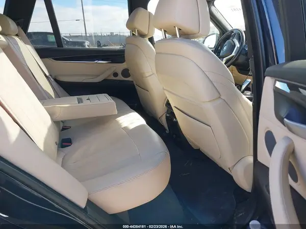 5UXKR0C5XH0V65307 2017 BMW X5 - Image 8