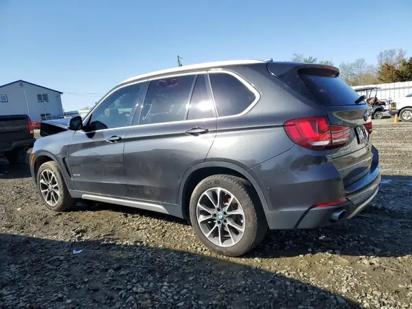 5UXKR0C5XH0V67655 2017 BMW X5 - Image 2