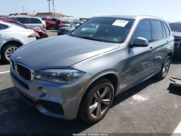 5UXKR0C5XH0V67929 2017 BMW X5 - Image 2
