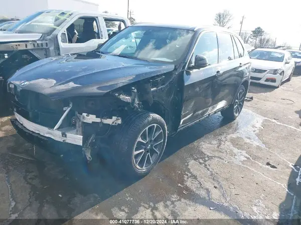 5UXKR0C5XJ0X84354 2018 BMW X5 - Image 2